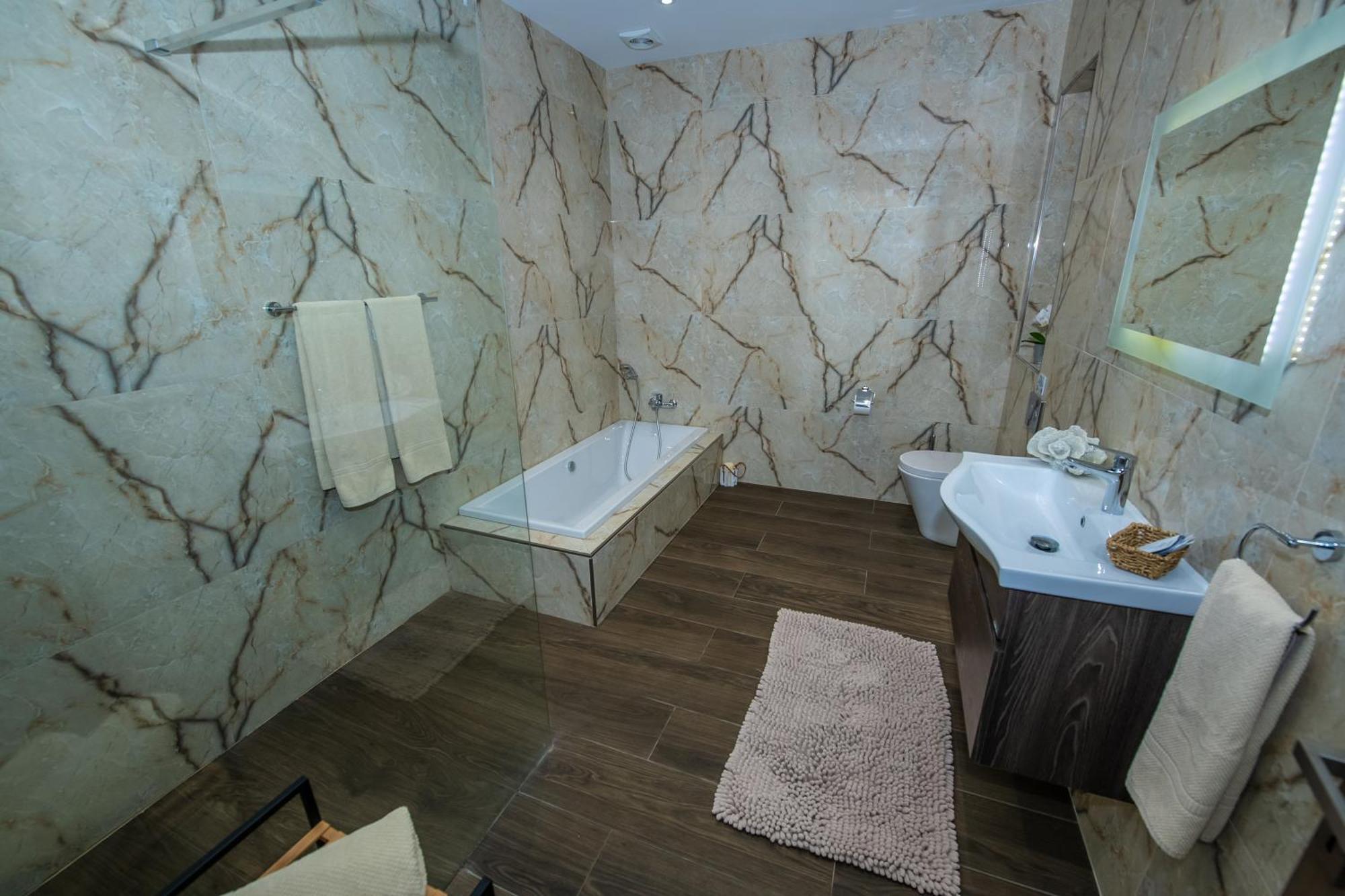 Clifftop Modern Apartment Mellieha Exterior foto