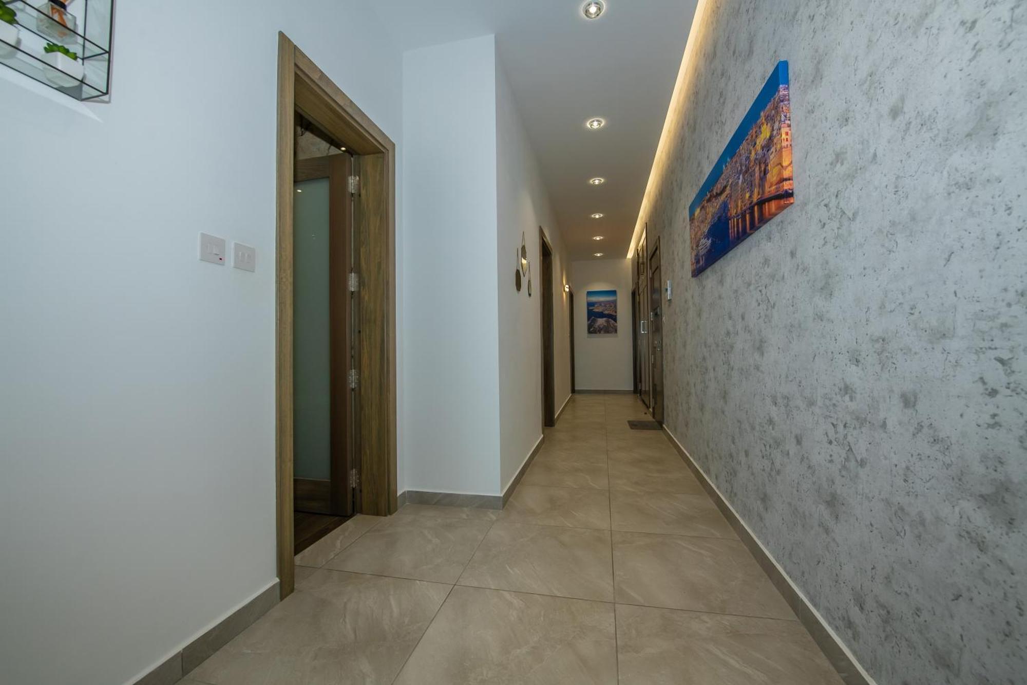 Clifftop Modern Apartment Mellieha Exterior foto